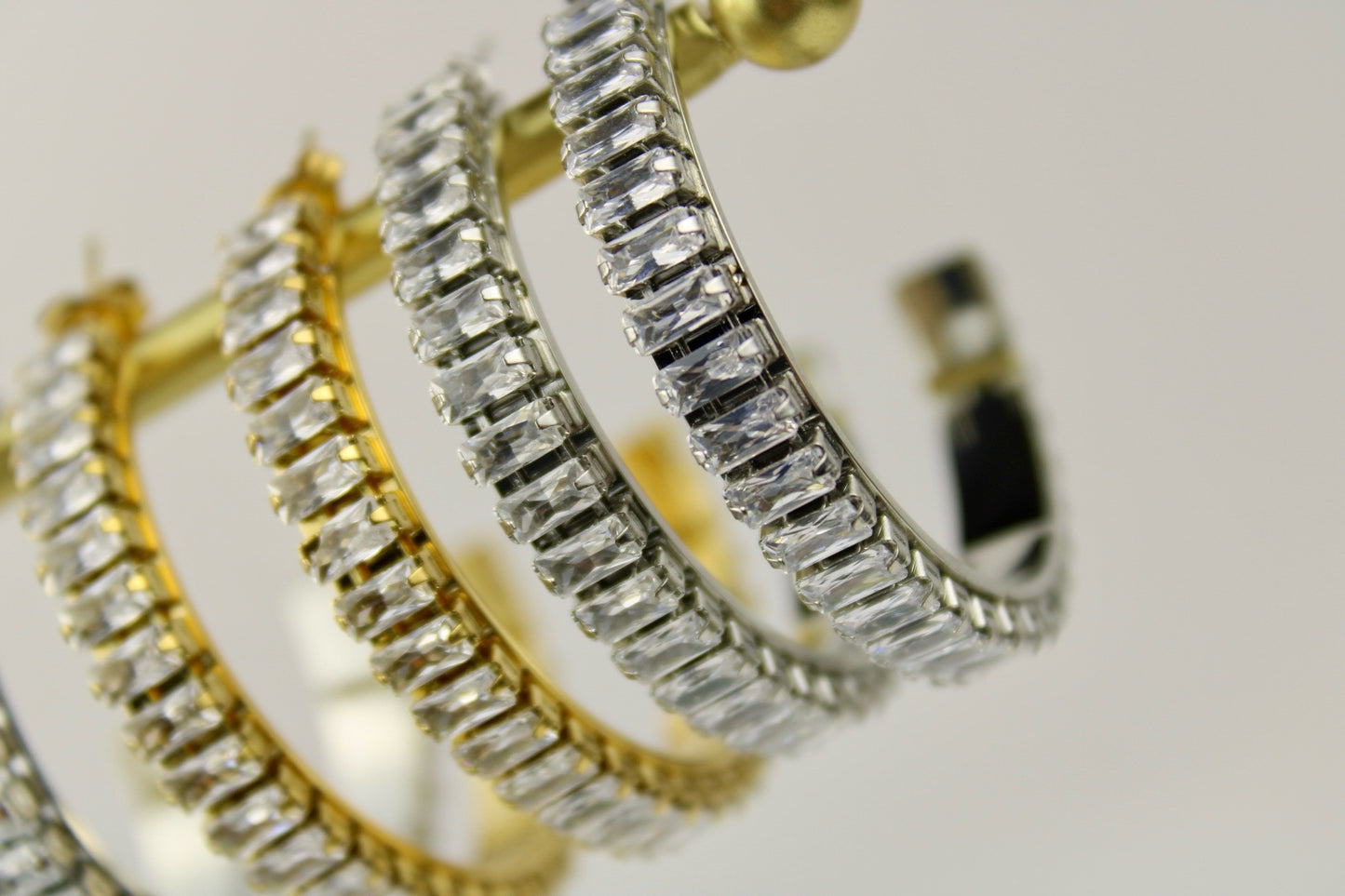 Showstopper Hoops