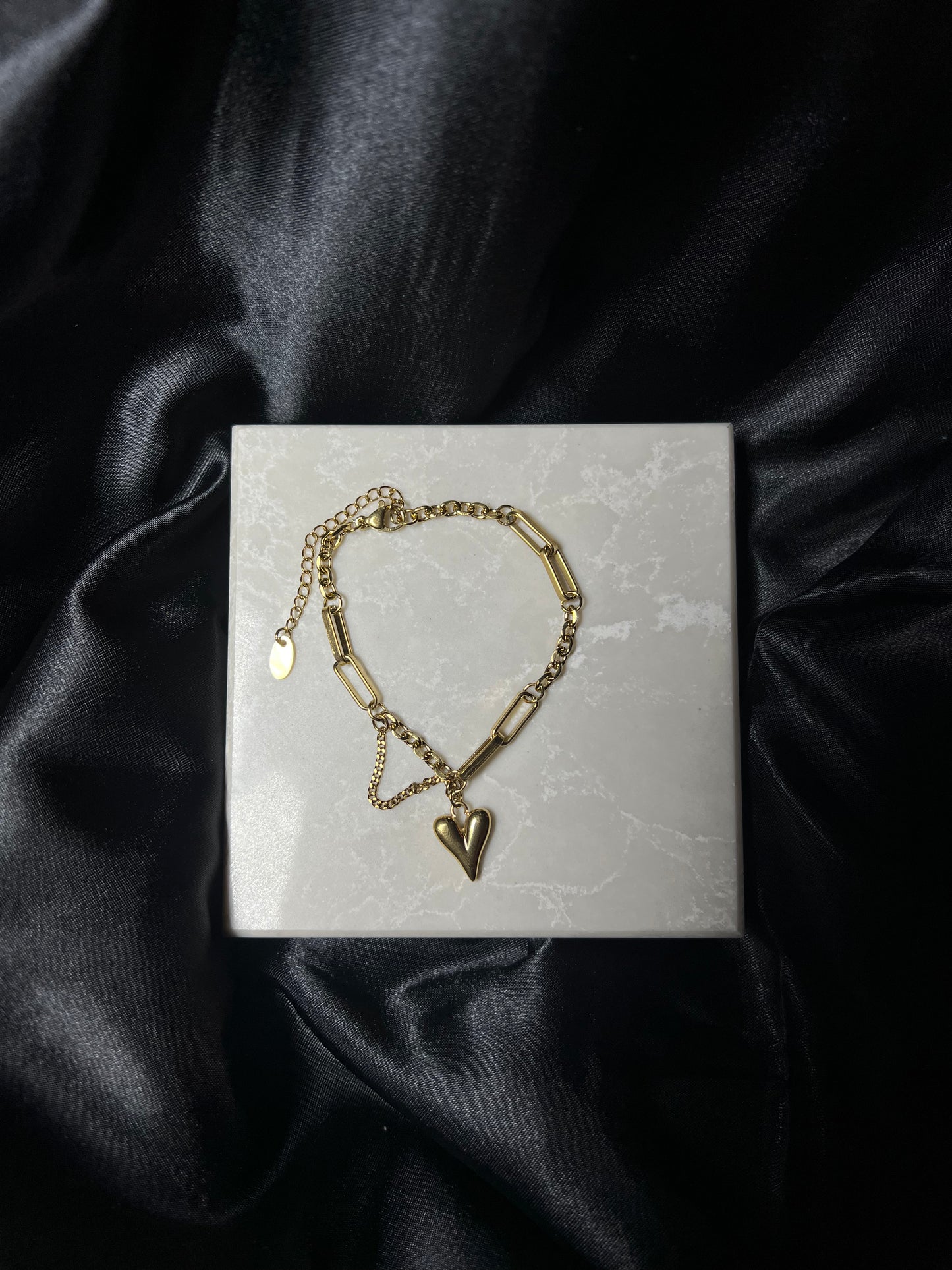 Heartfelt Gold Chain Bracelet