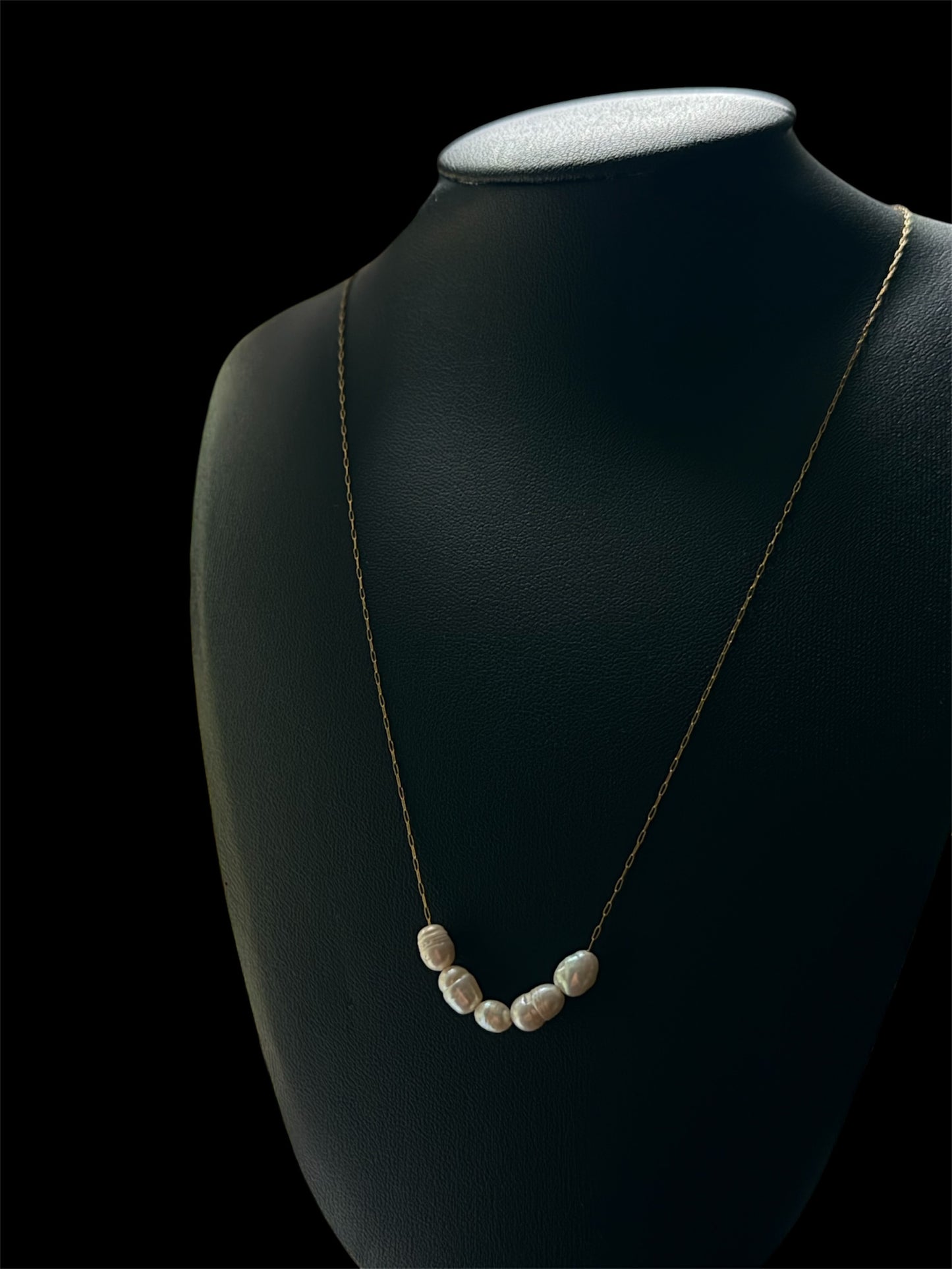 Pearl Drip Chain