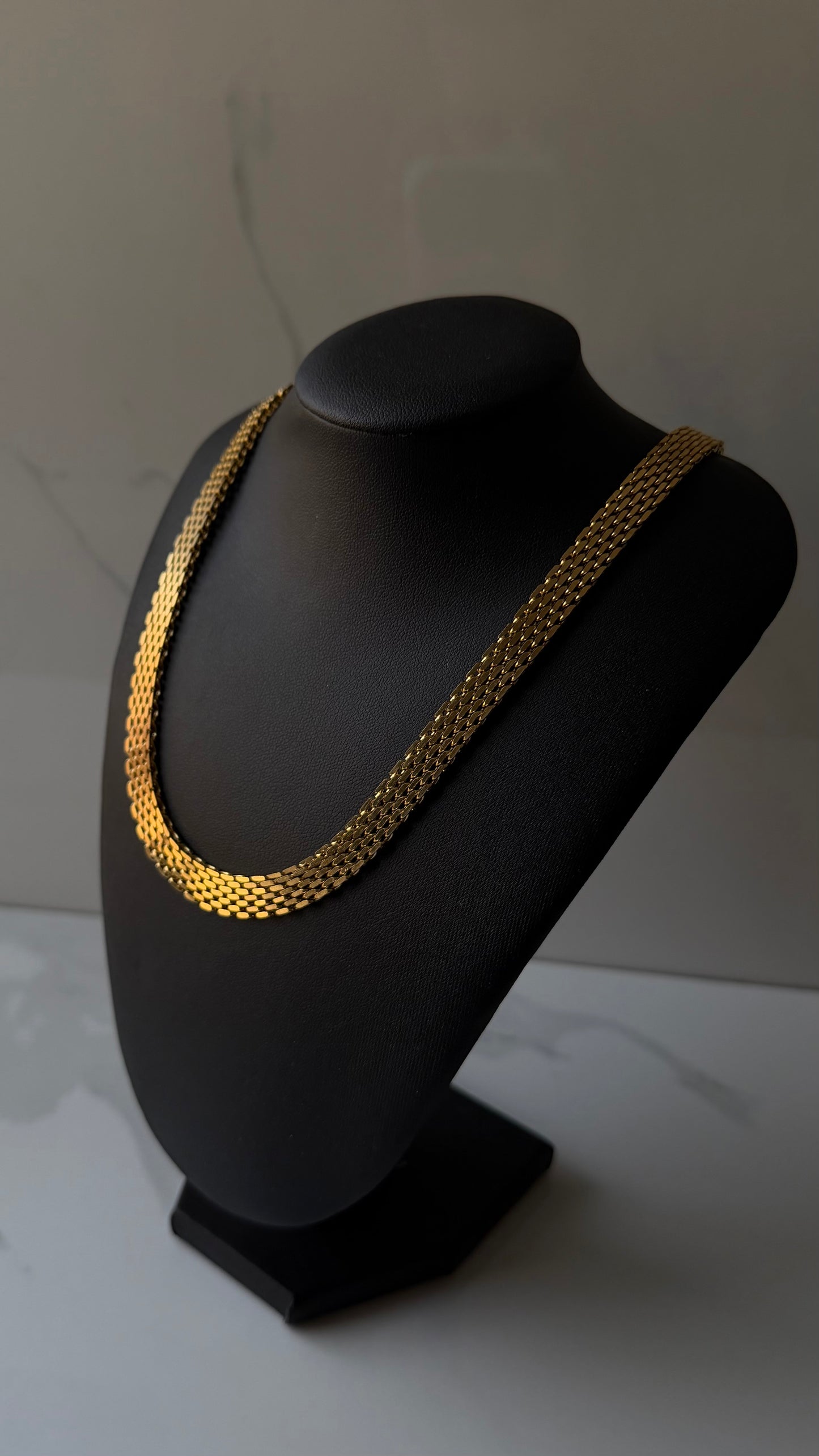 Chunky Mesh Chain Necklace