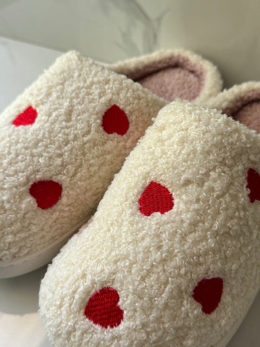 Heartfelt Cozy Slippers❤️