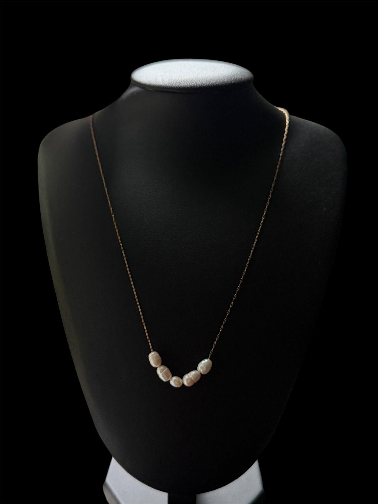 Pearl Drip Chain